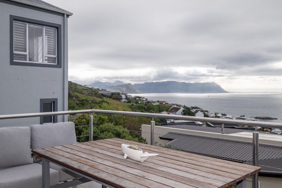 5 Bedroom Property for Sale in Murdock Valley Western Cape